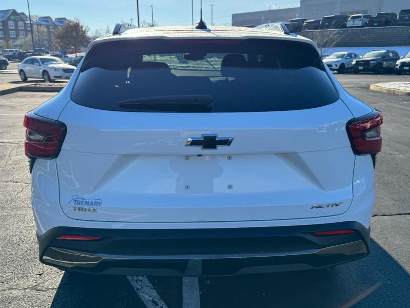 used 2024 Chevrolet Trax car, priced at $22,795