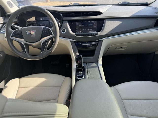 used 2021 Cadillac XT5 car, priced at $26,995