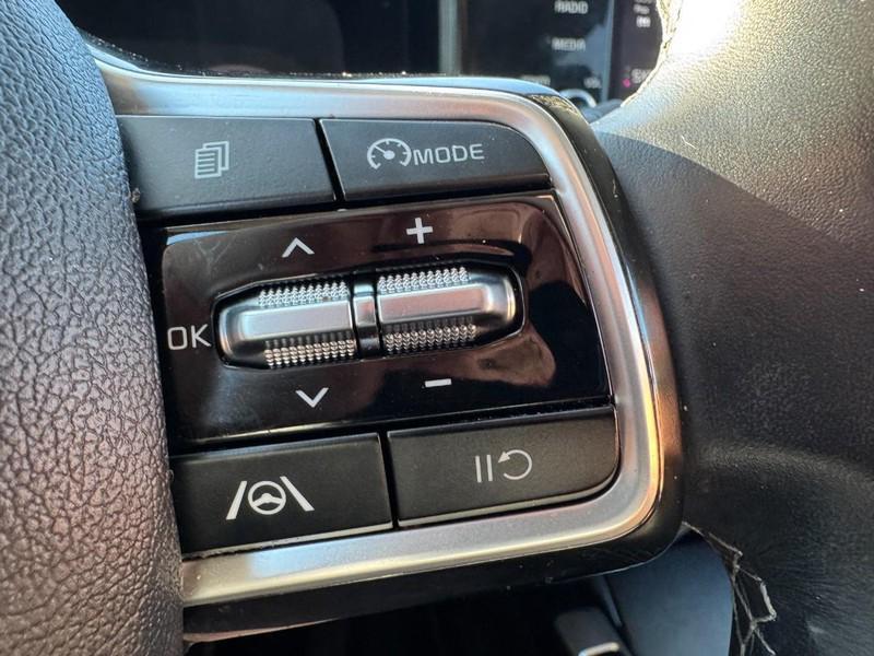 used 2022 Kia Sorento car, priced at $22,795