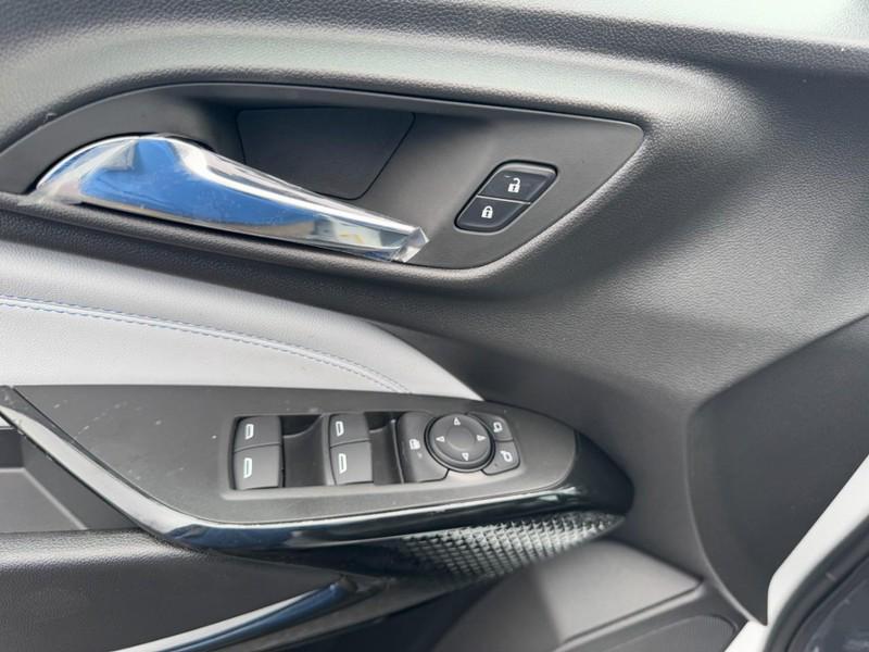 new 2025 Chevrolet Trax car, priced at $23,085