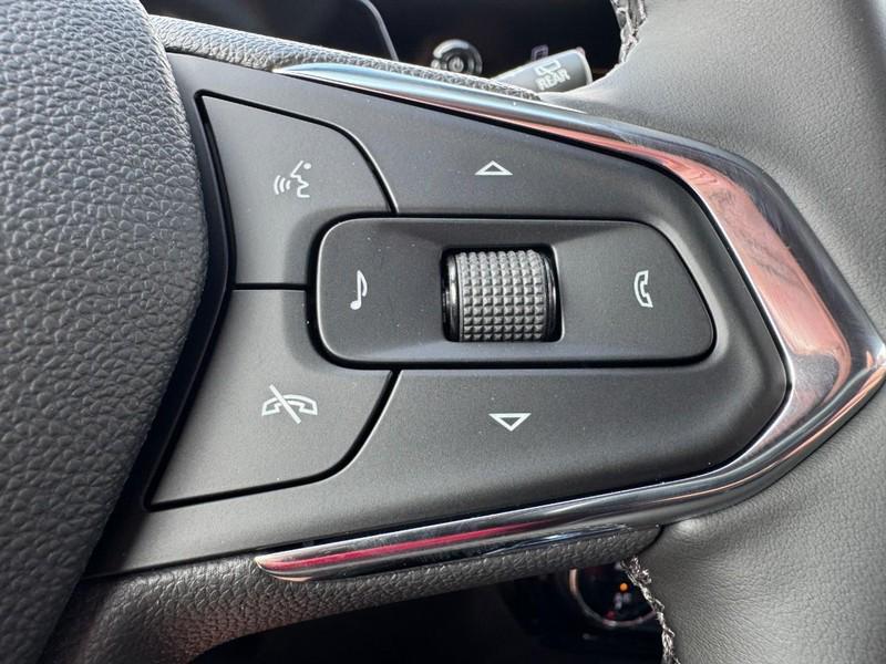 new 2025 Chevrolet Trax car, priced at $24,035