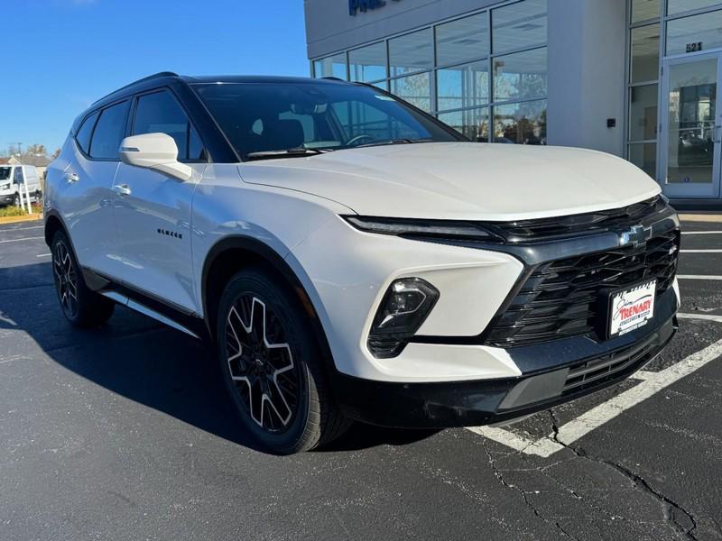 used 2024 Chevrolet Blazer car, priced at $31,195