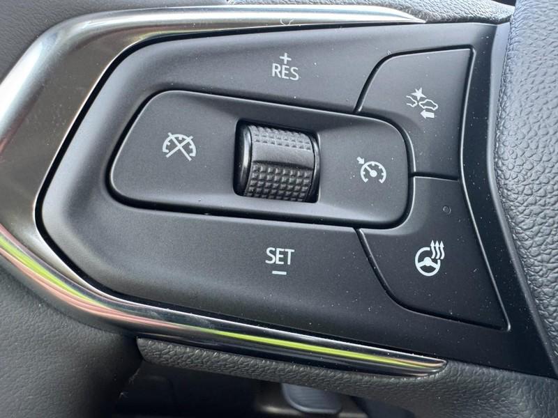 new 2025 Chevrolet Trax car, priced at $24,035