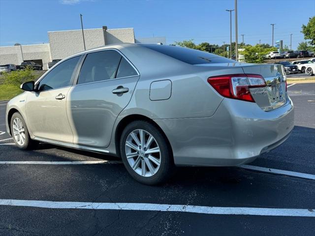 used 2014 Toyota Camry Hybrid car, priced at $16,574