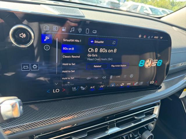 new 2025 Chevrolet Traverse car, priced at $57,094