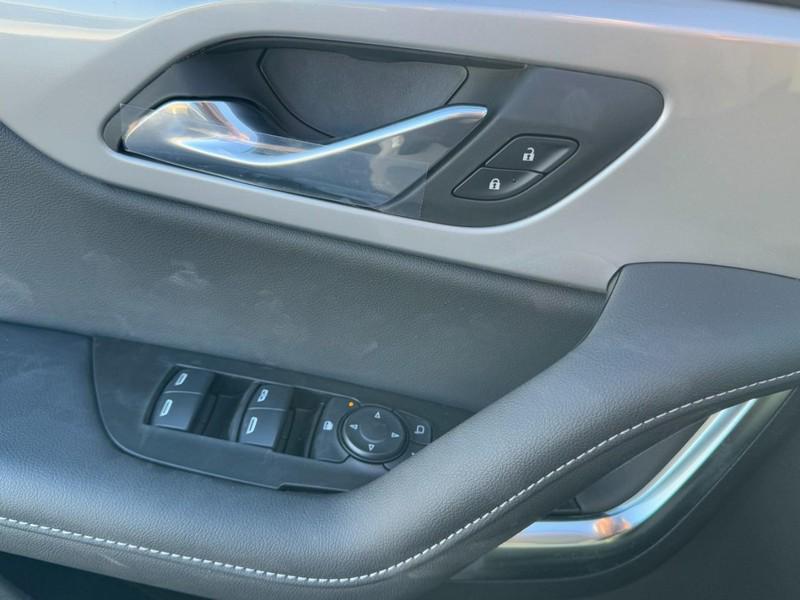 new 2025 Chevrolet Blazer car, priced at $35,855