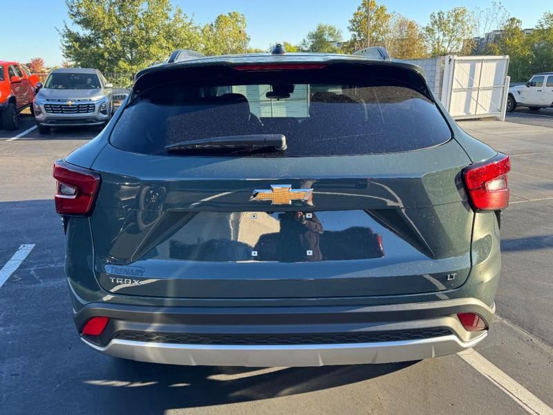 new 2026 Chevrolet Trax car, priced at $23,670