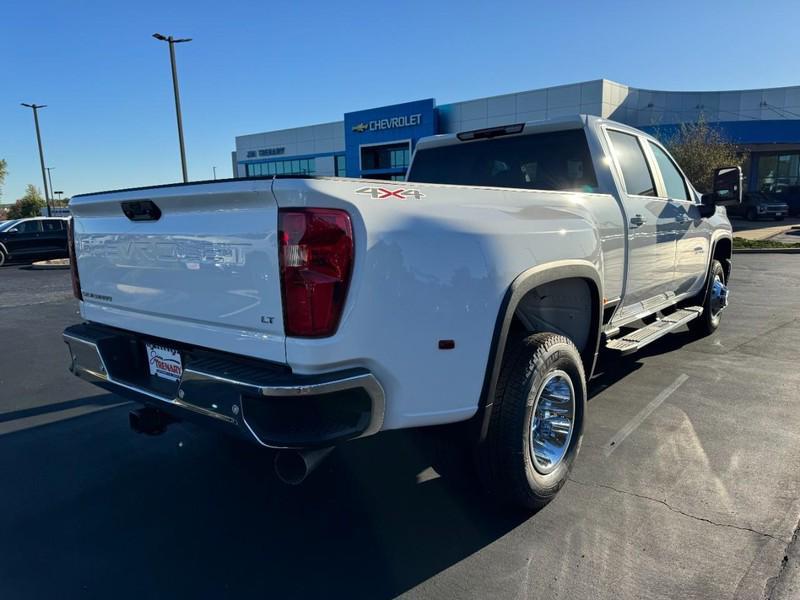 new 2026 Chevrolet Silverado 3500 car, priced at $68,590