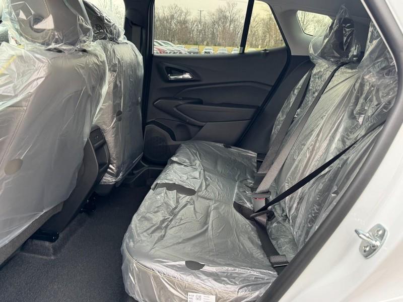 new 2025 Chevrolet Trax car, priced at $25,340