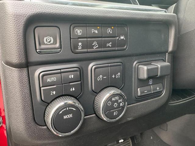 new 2025 Chevrolet Tahoe car, priced at $76,930