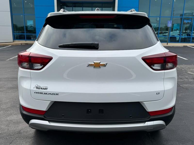 new 2026 Chevrolet TrailBlazer car, priced at $24,575