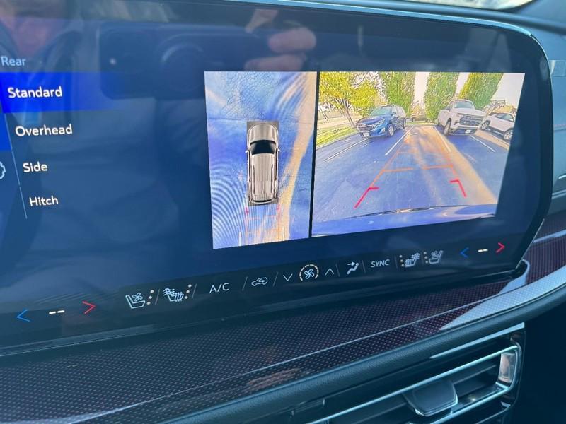 new 2026 Chevrolet Traverse car, priced at $54,395