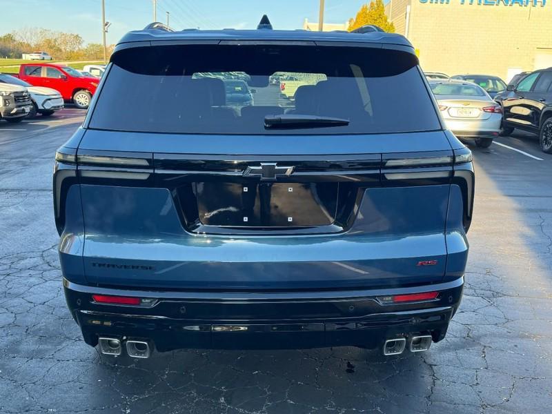 new 2026 Chevrolet Traverse car, priced at $54,395