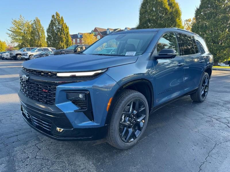 new 2026 Chevrolet Traverse car, priced at $54,395