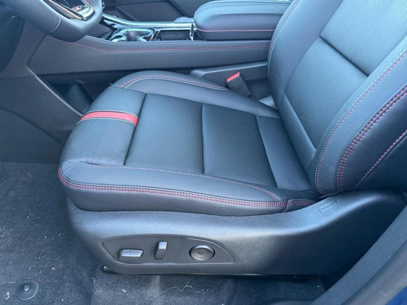 new 2026 Chevrolet Traverse car, priced at $54,395