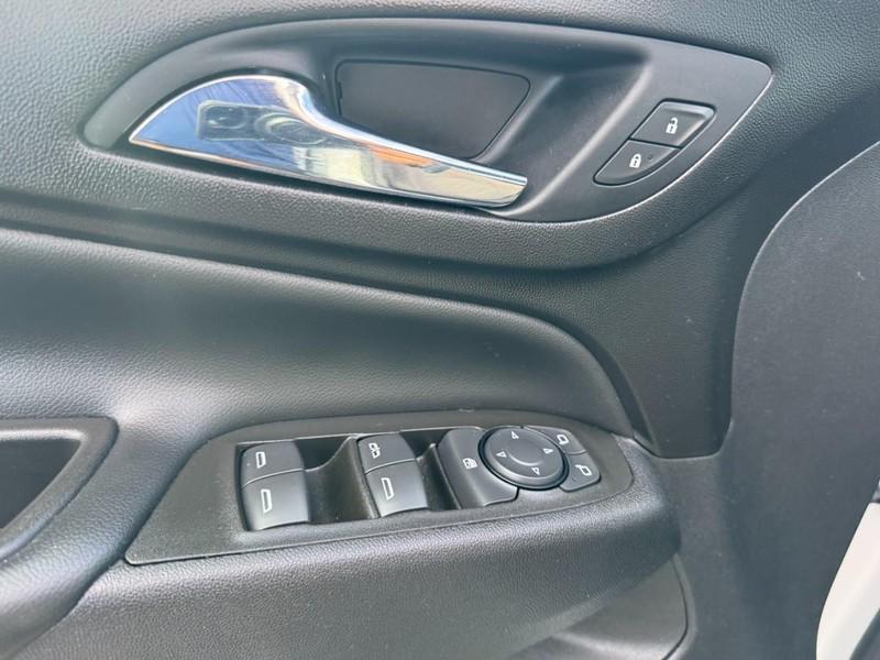 used 2020 Chevrolet Equinox car, priced at $18,449