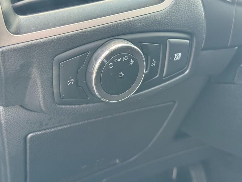 used 2024 Ford Edge car, priced at $25,495