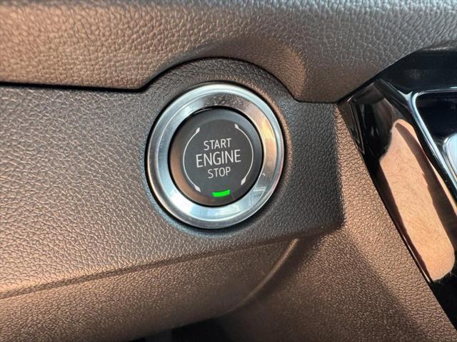 new 2025 Chevrolet Traverse car, priced at $54,080