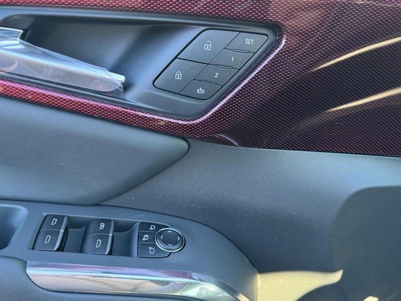 new 2026 Chevrolet Traverse car, priced at $54,395