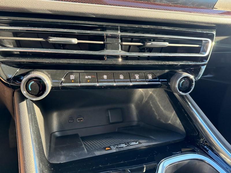 new 2026 Chevrolet Traverse car, priced at $54,395