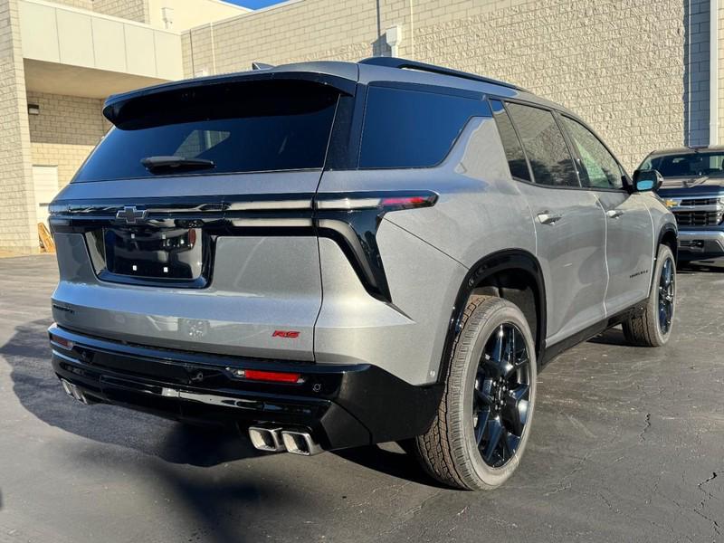 new 2026 Chevrolet Traverse car, priced at $54,395