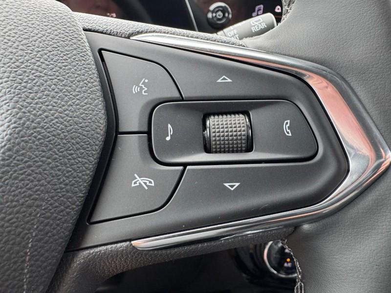 new 2025 Chevrolet Trax car, priced at $24,035