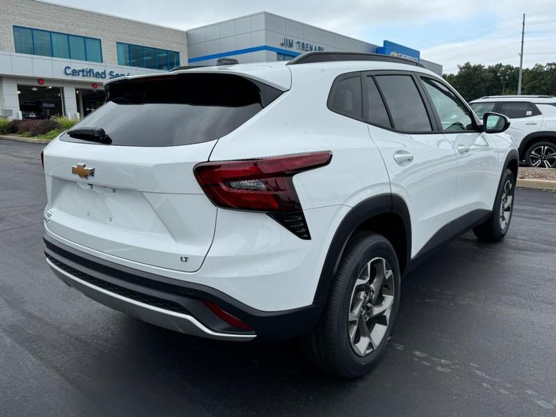 new 2025 Chevrolet Trax car, priced at $24,035