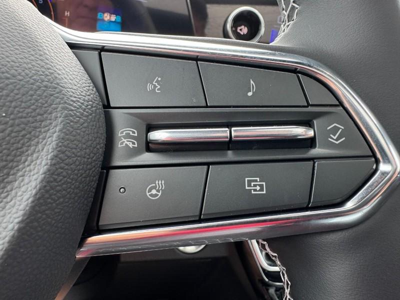 new 2025 Chevrolet Traverse car, priced at $51,994