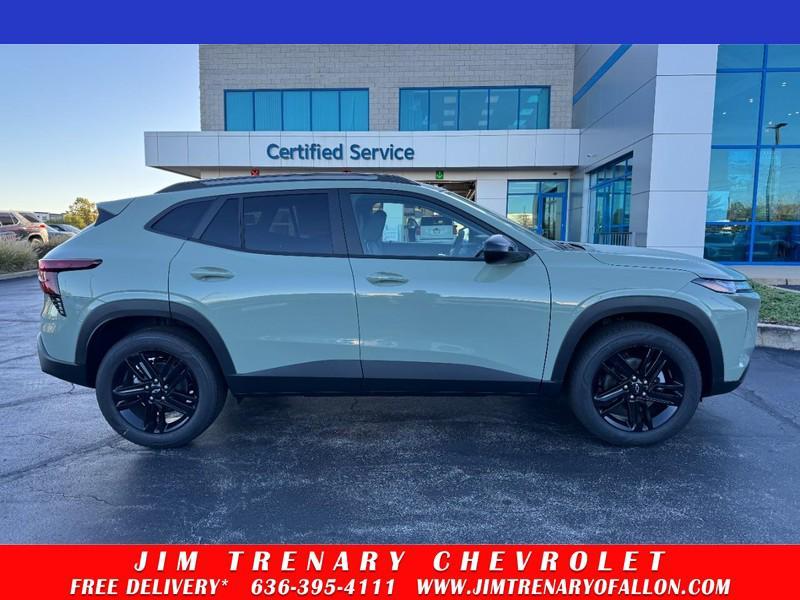 new 2026 Chevrolet Trax car, priced at $26,615
