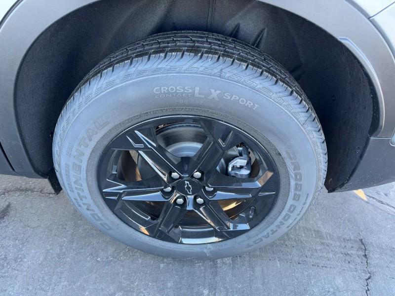 new 2025 Chevrolet Blazer car, priced at $34,230