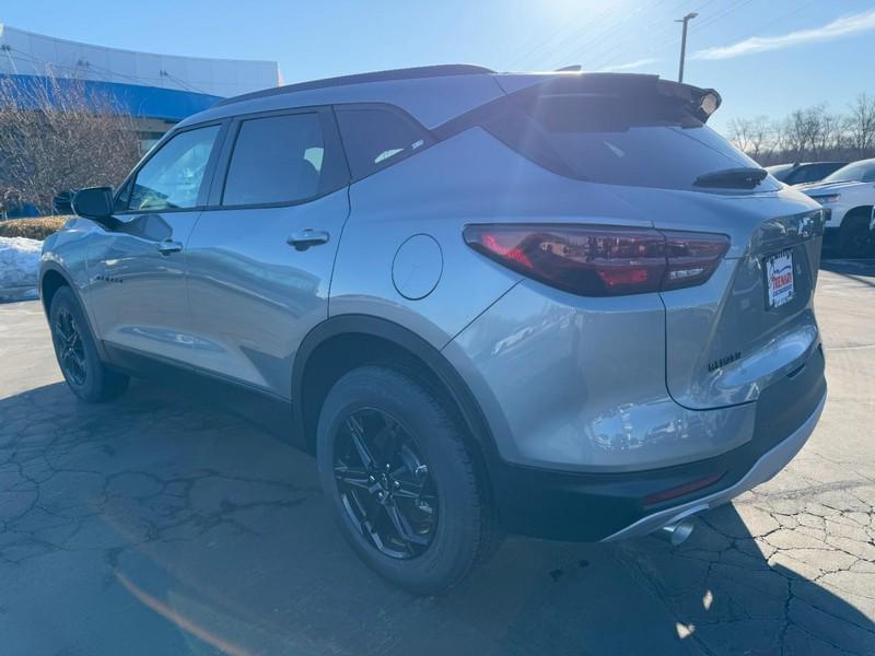 new 2025 Chevrolet Blazer car, priced at $34,230