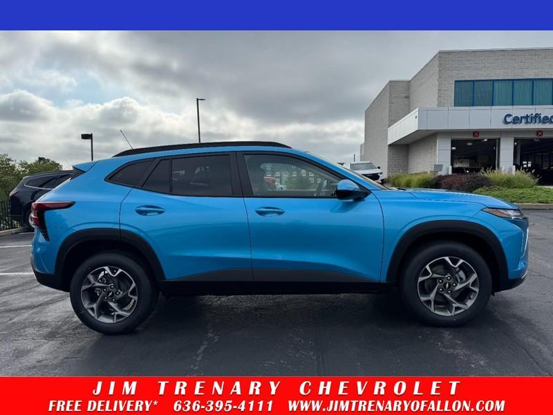 new 2025 Chevrolet Trax car, priced at $24,430