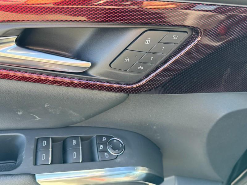 new 2026 Chevrolet Traverse car, priced at $55,895