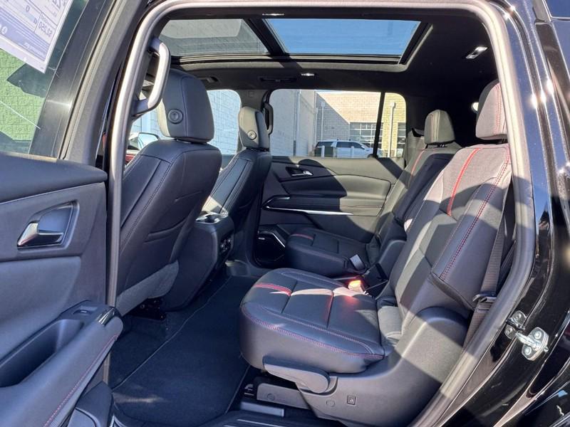 new 2026 Chevrolet Traverse car, priced at $55,895