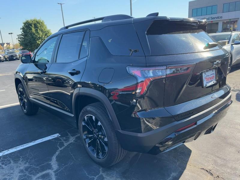 new 2026 Chevrolet Equinox car, priced at $33,445