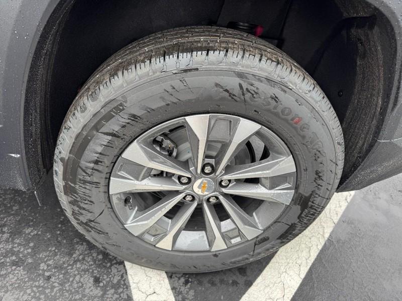 new 2026 Chevrolet Equinox car, priced at $27,790