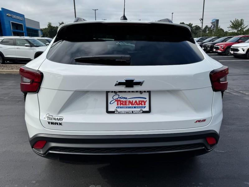 new 2025 Chevrolet Trax car, priced at $24,420