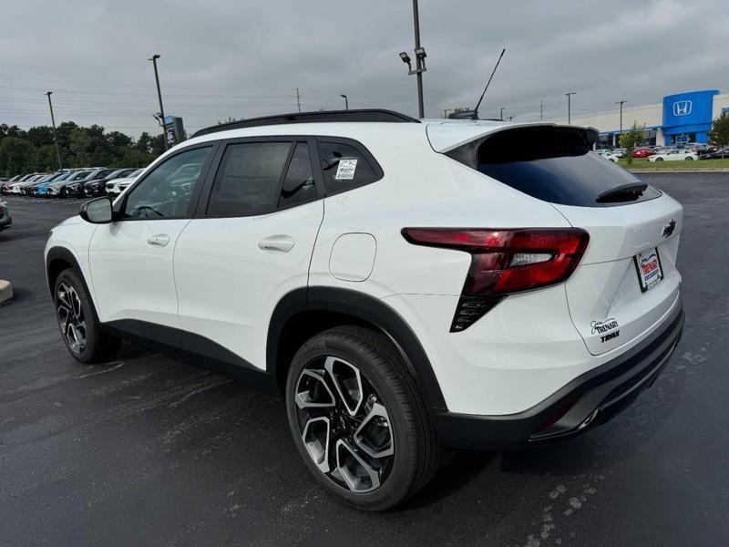 new 2025 Chevrolet Trax car, priced at $24,420