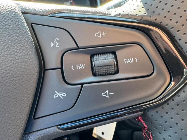 new 2025 Chevrolet Trax car, priced at $24,290