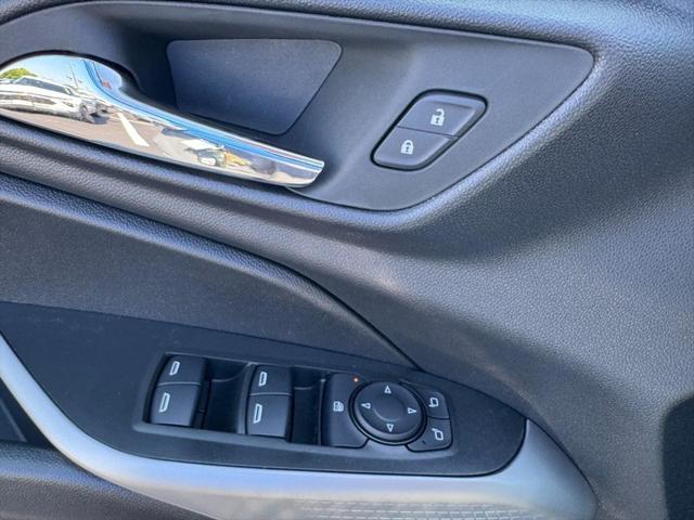 new 2025 Chevrolet Trax car, priced at $24,290