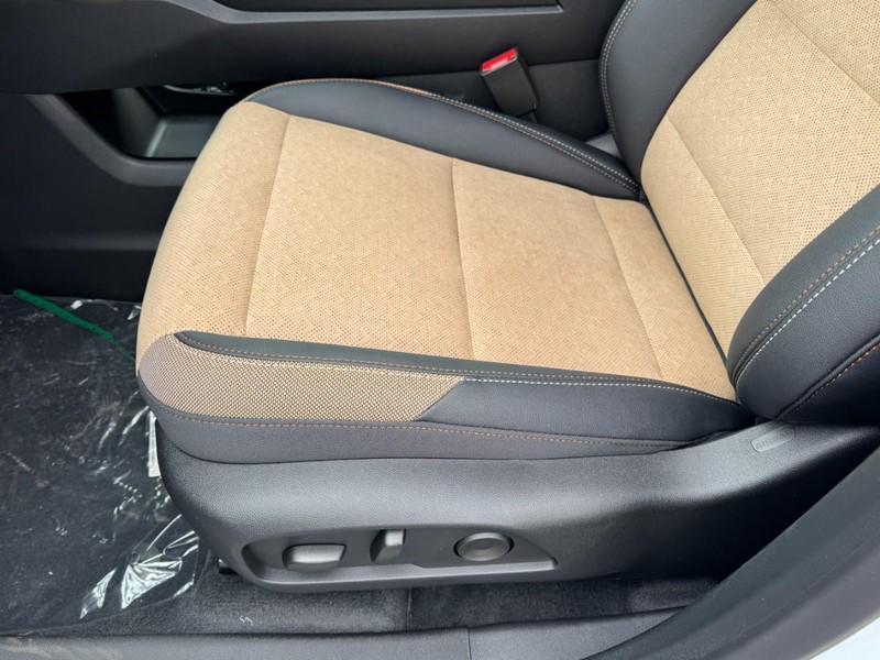 new 2026 Chevrolet Equinox car, priced at $32,091