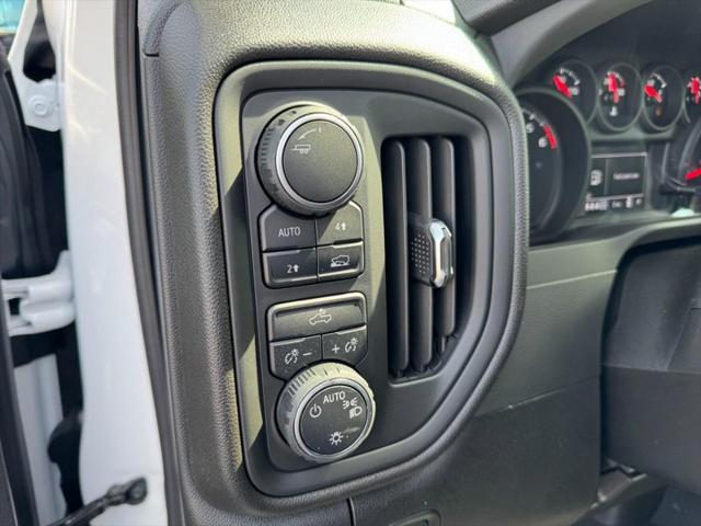 new 2025 Chevrolet Silverado 1500 car, priced at $38,960
