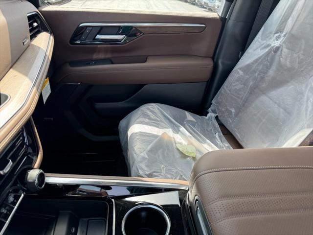new 2025 Chevrolet Suburban car, priced at $89,970