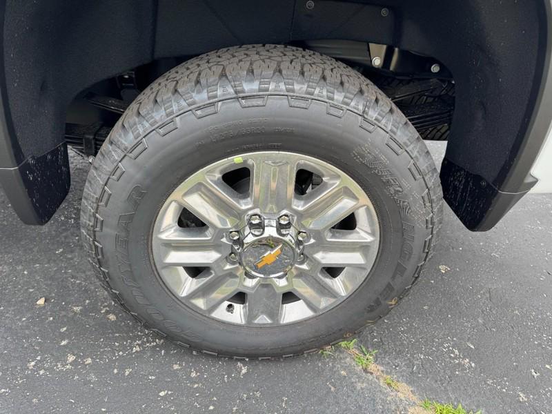 new 2025 Chevrolet Silverado 3500 car, priced at $82,245