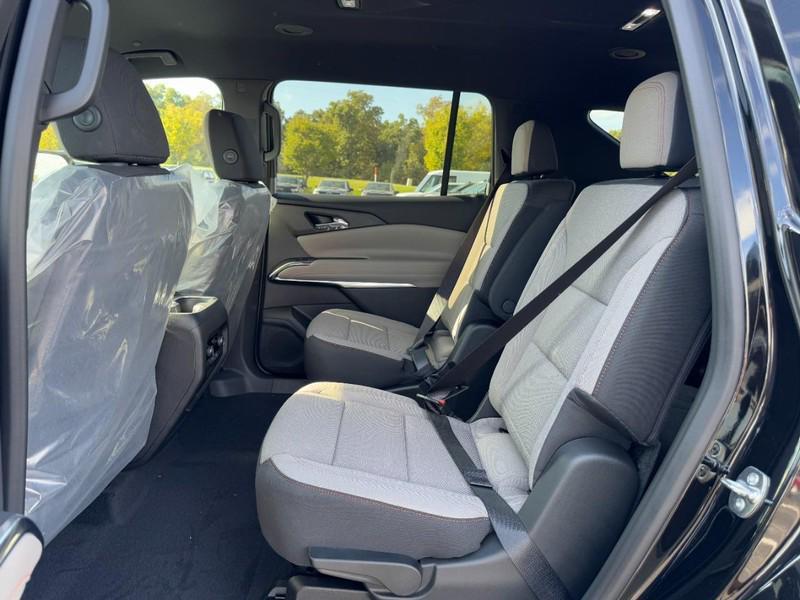 new 2026 Chevrolet Traverse car, priced at $41,230