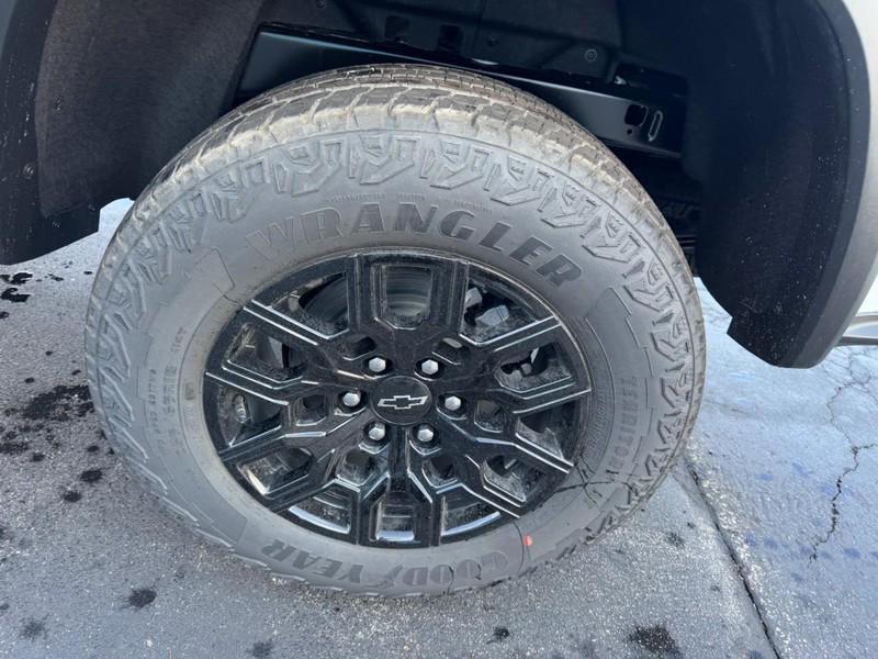 new 2026 Chevrolet Colorado car, priced at $40,920
