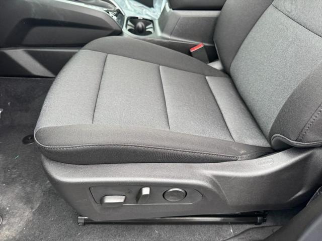 new 2025 Chevrolet Colorado car, priced at $31,540