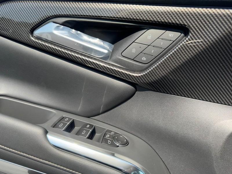 new 2026 Chevrolet Traverse car, priced at $56,095