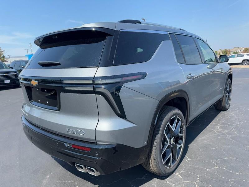 new 2026 Chevrolet Traverse car, priced at $56,095