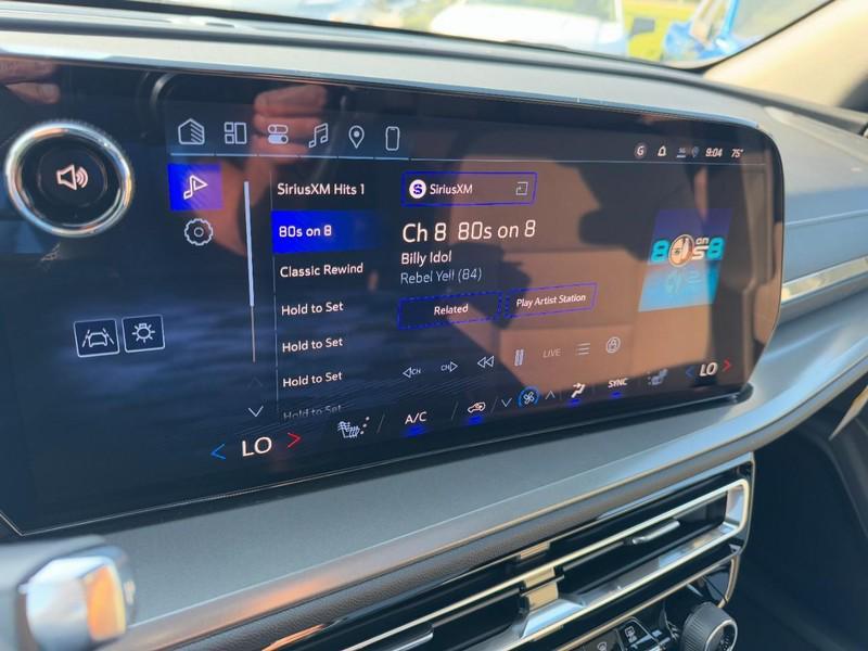 new 2026 Chevrolet Traverse car, priced at $41,445